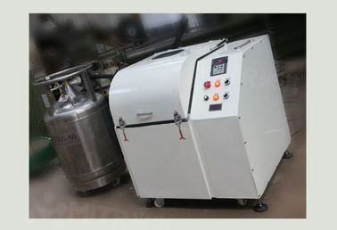 Bột màu Bột tròn quay Mill Full Direction Type với Nitơ lỏng